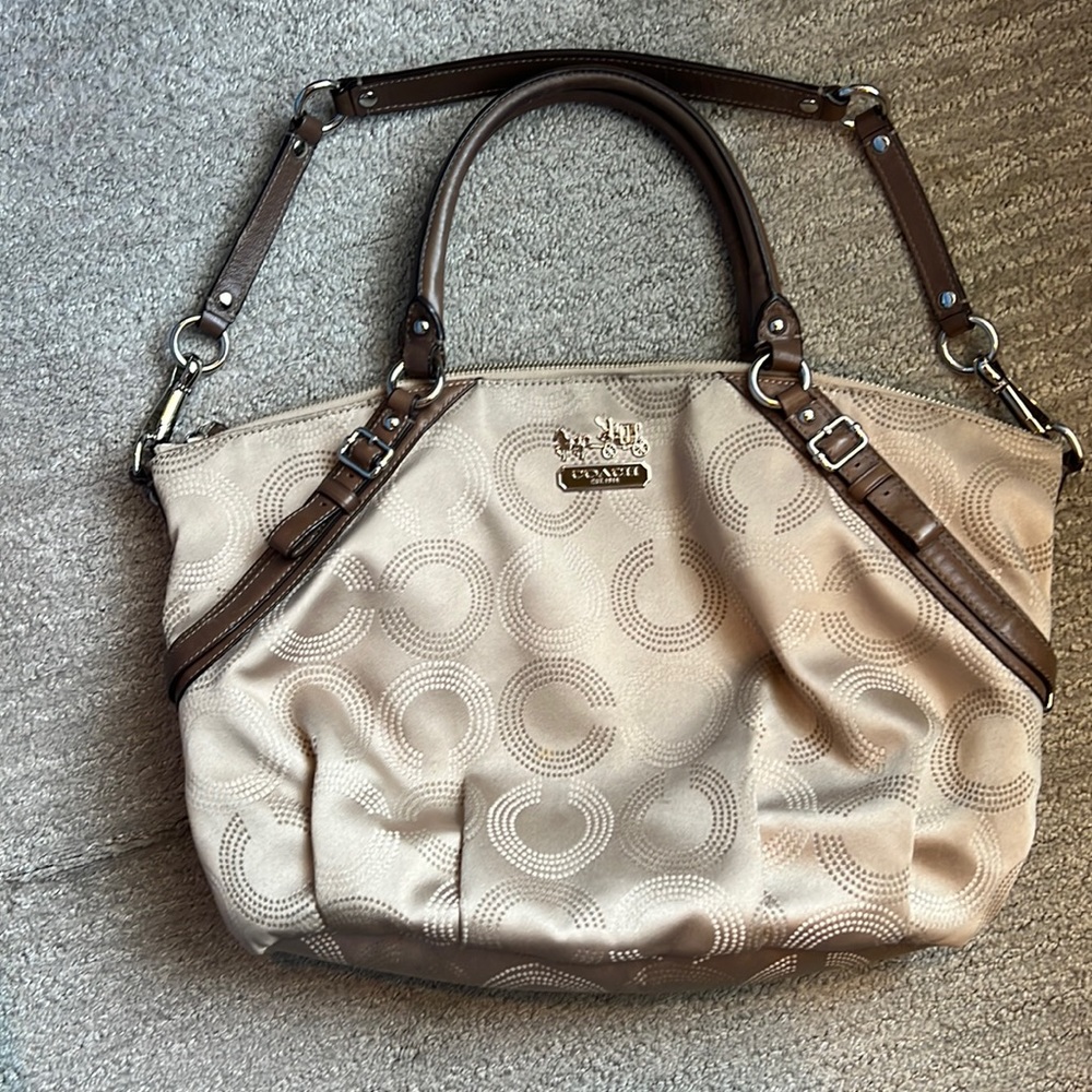 Coach brand bag EUC tan with blue lining